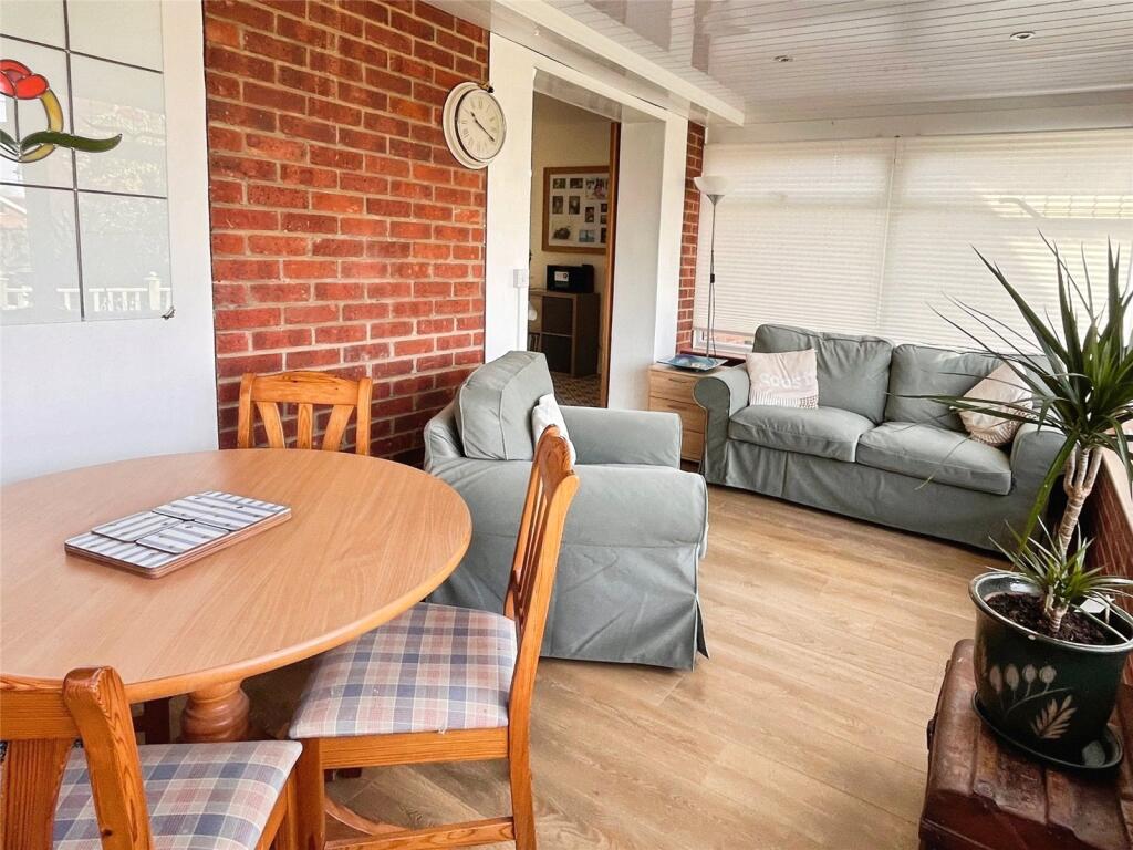 House in Portsmouth - More