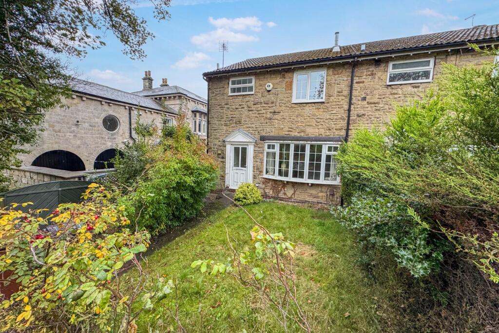 Main image of property: Brownberrie Lane, Horsforth