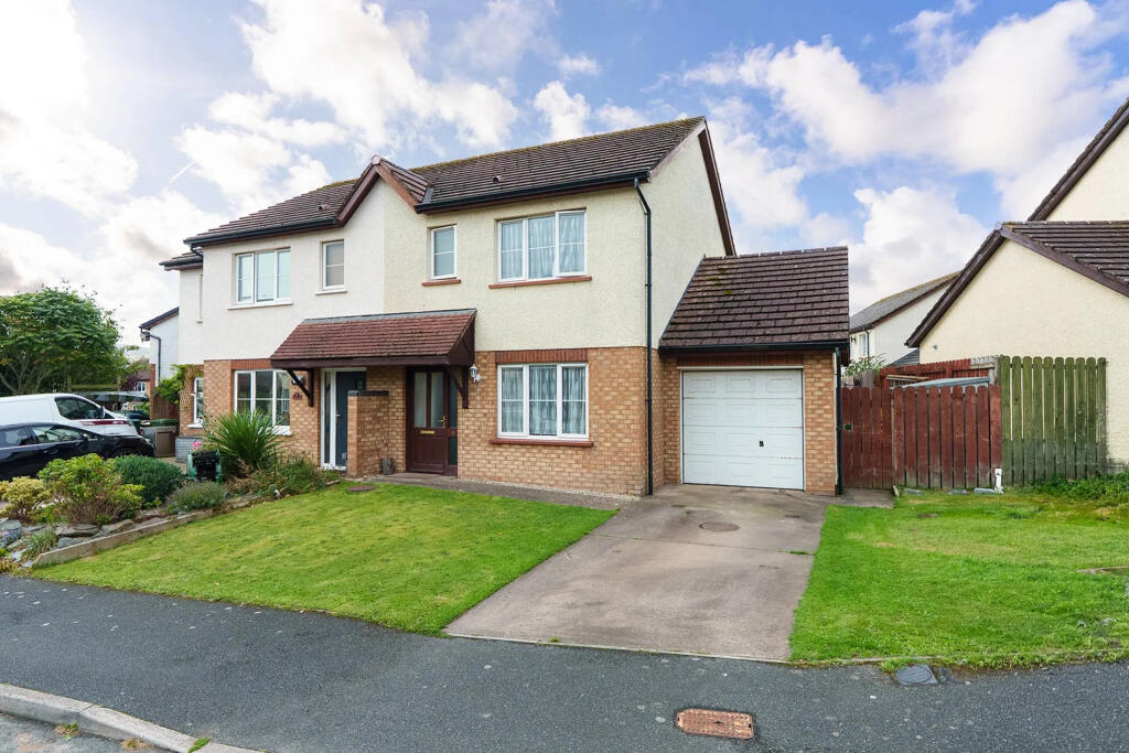 Main image of property: 6, Ballellis, Peel