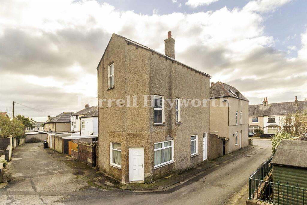 4-bed house on Bare Avenue, Bare, Morecambe, £185,000