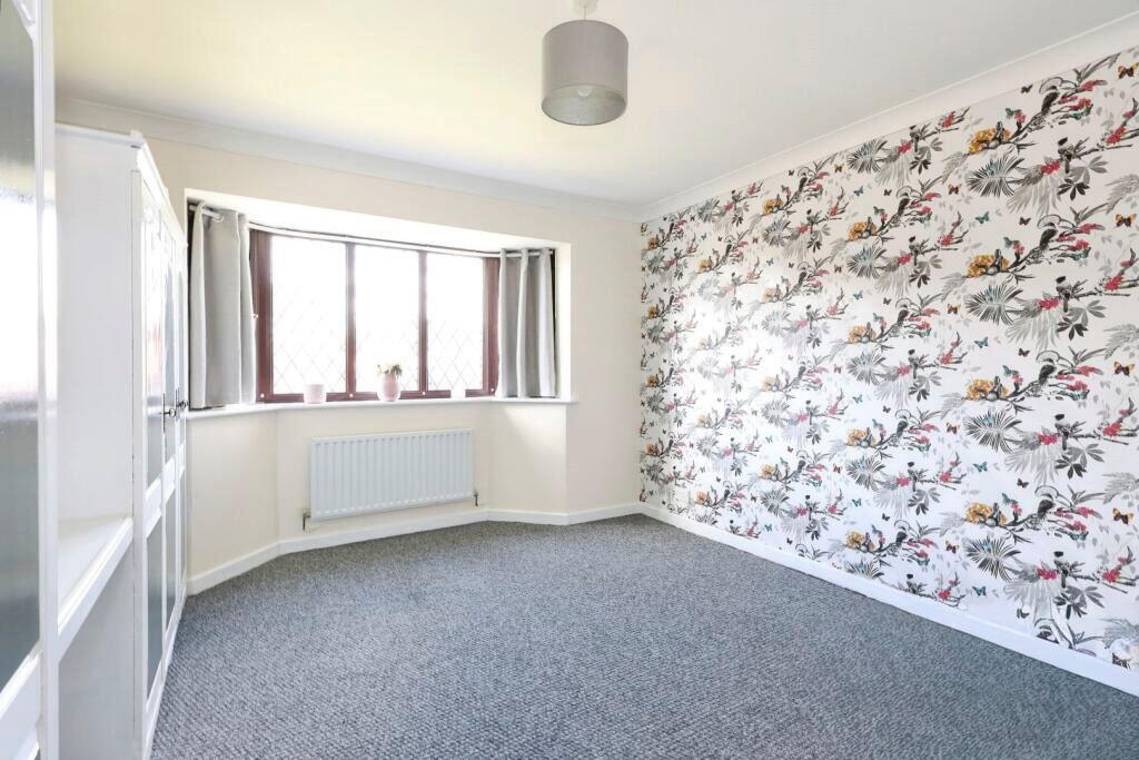 House in Stoke-on-Trent - View 4