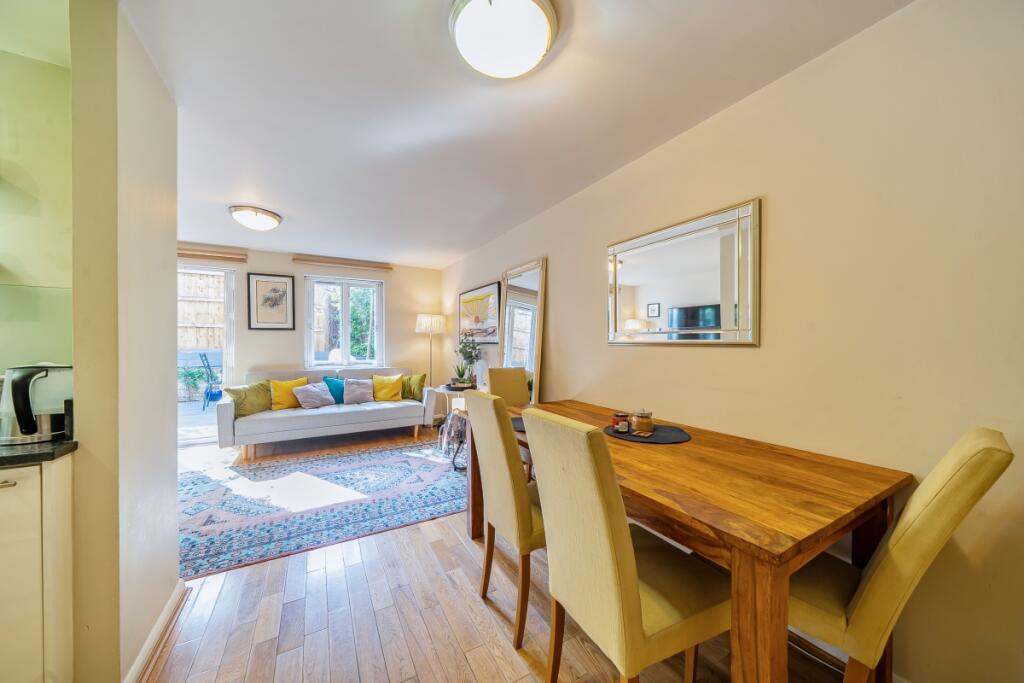 Apartment in London, Kensal Town, Maida Vale - More