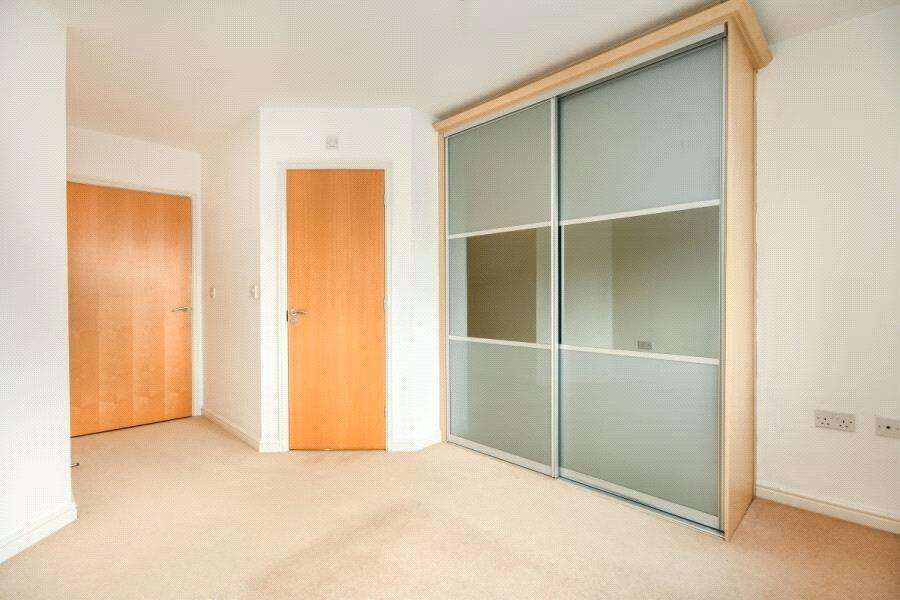 Apartment in Sheffield - More