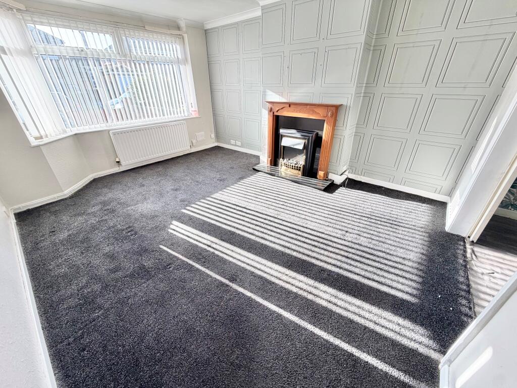 Sycamore Drive, Whitby photo 3