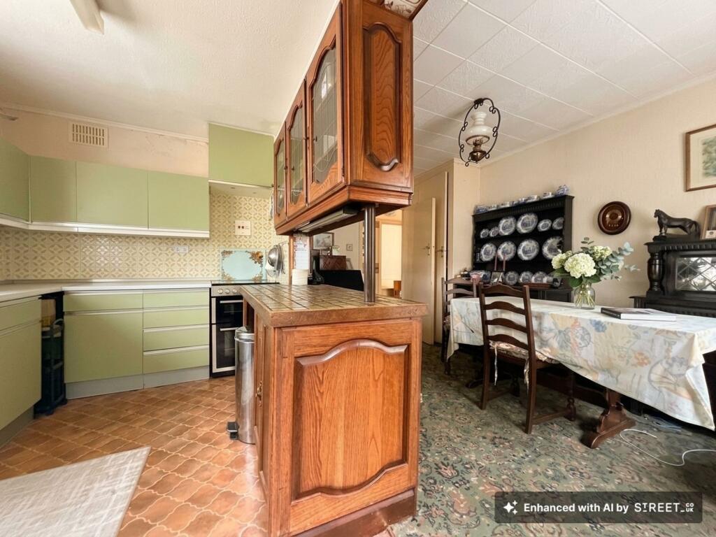 House in Southampton, Hollybank, Hythe - View 4