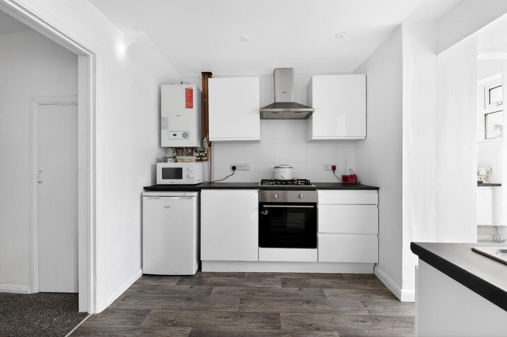 House in Twickenham - View 4