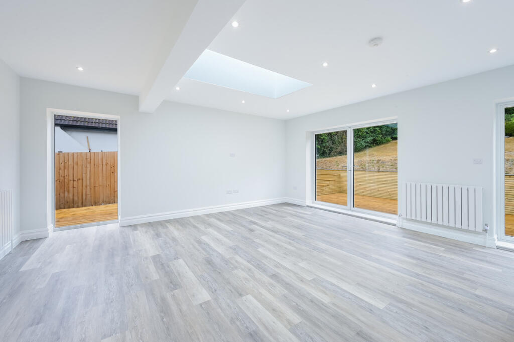 House in London, Kenley - View 3