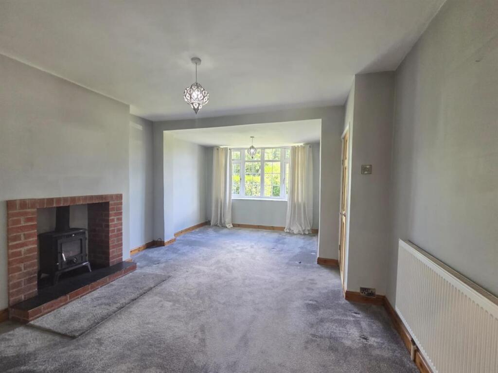House in Ashfield, Sutton in Ashfield, Nottinghamshire - View 3