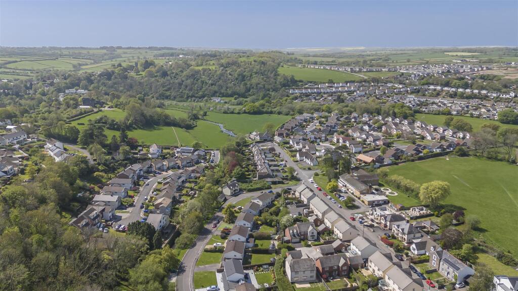River Walk, Cowbridge photo 3