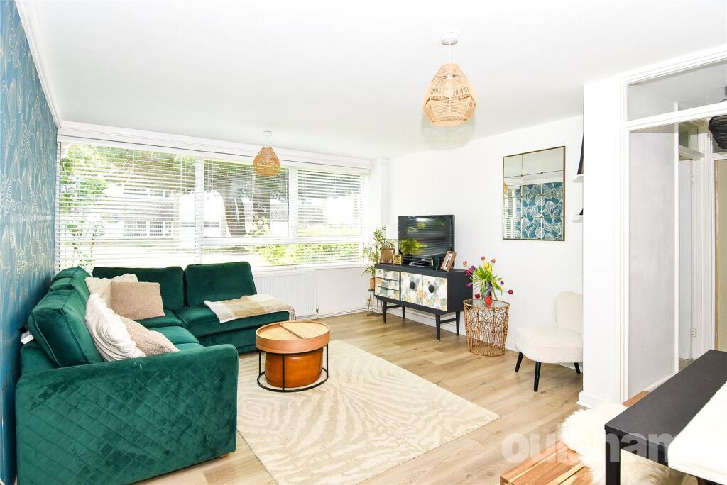 Pinehurst Drive, Kings Norton, Birmingham, West Midlands, B38 - View 4