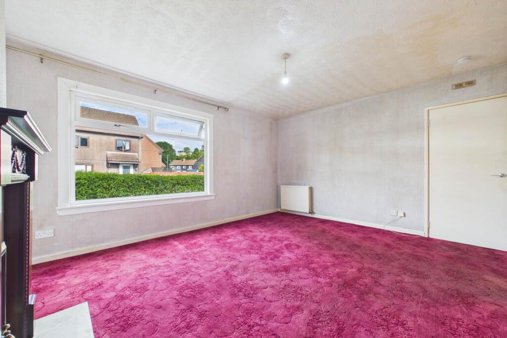 House in Motherwell, Shieldmuir, Muirhouse - More