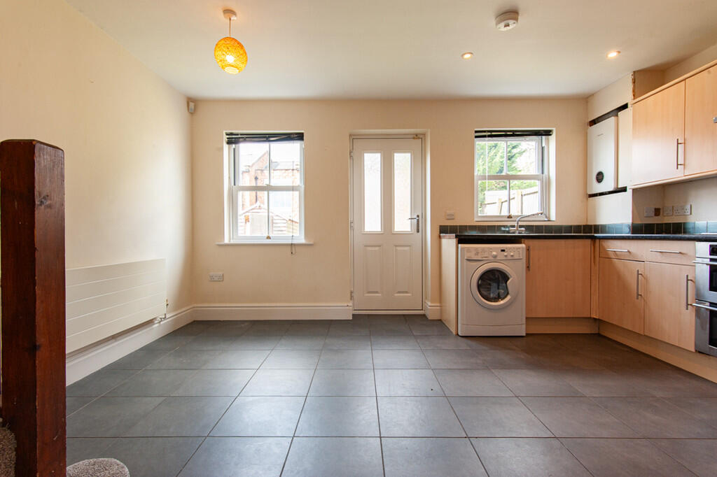 House in York - View 4