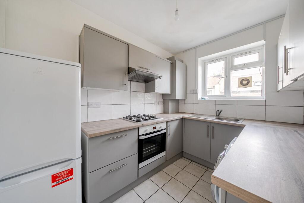 Main image of property: Whites Square, Clapham, London, SW4