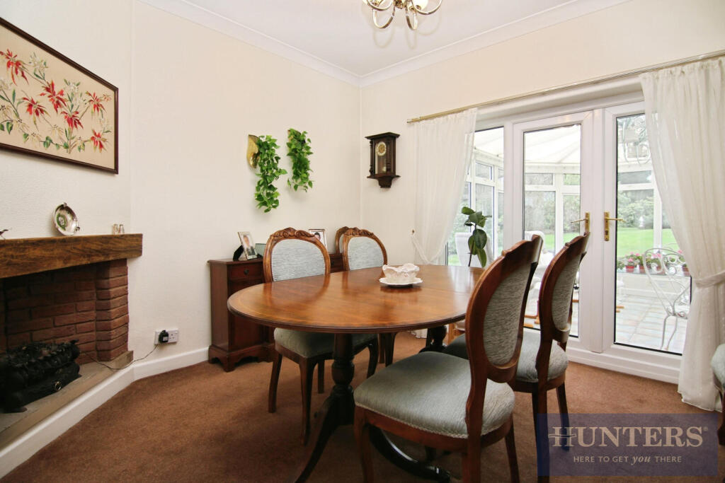 Southway, Guiseley, Leeds photo 2