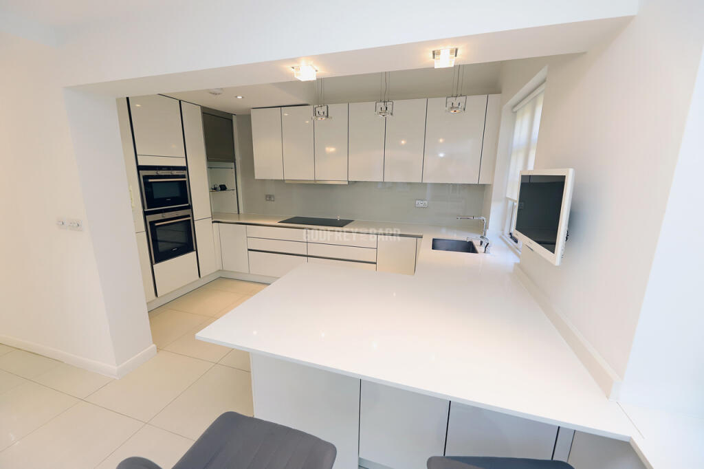 House in London - View 4