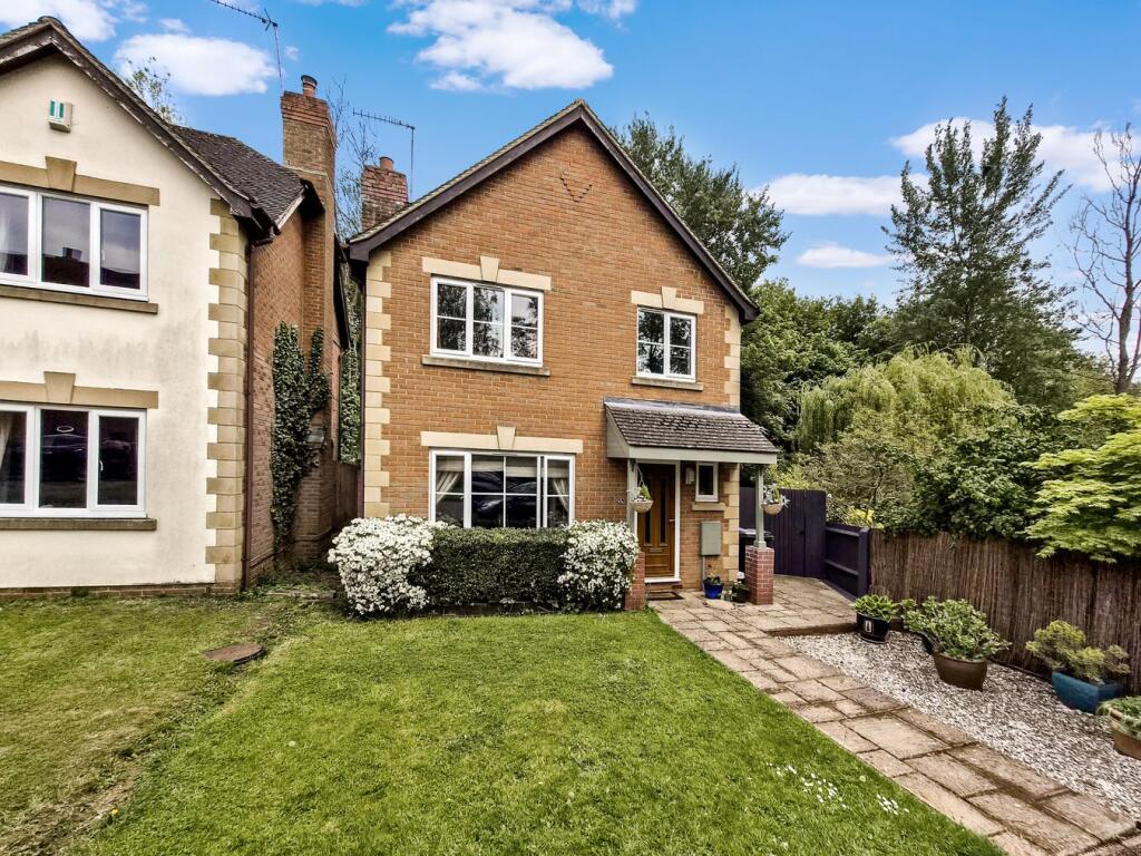 Main image of property: Hinton Manor Court, Woodford Halse, Daventry, NN11