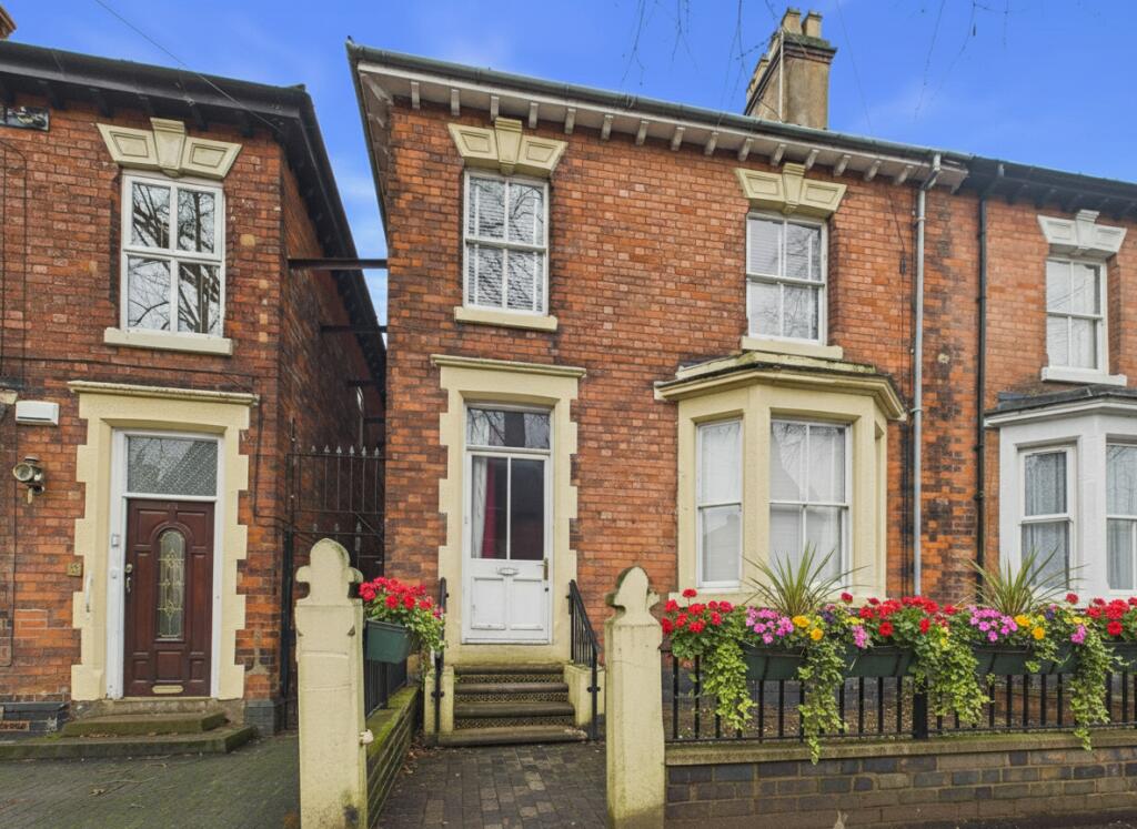 Victoria Road, Tamworth, B79