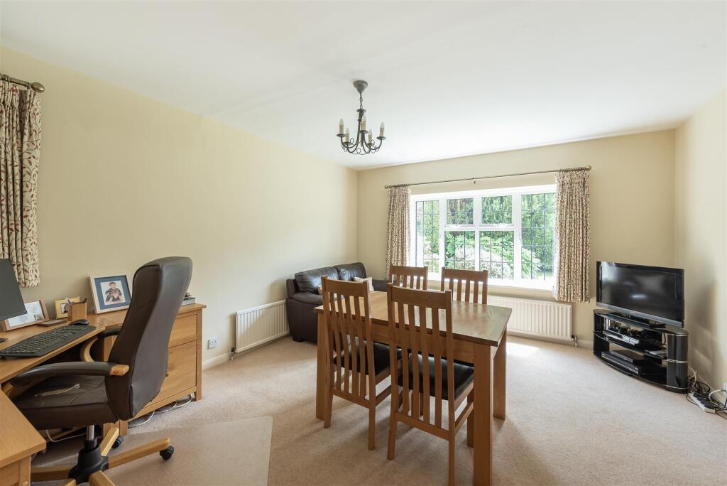 House in St Albans - View 5