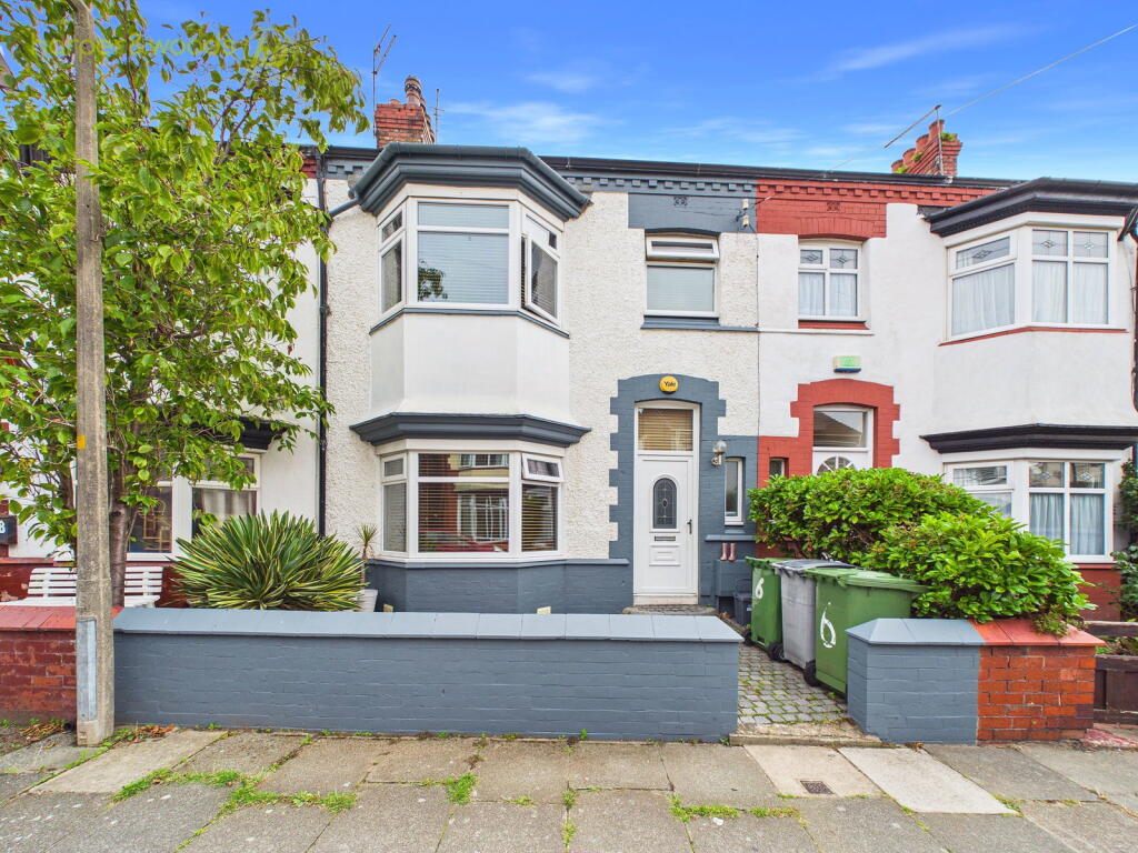 House in Wirral, Liverpool City Region - View 4