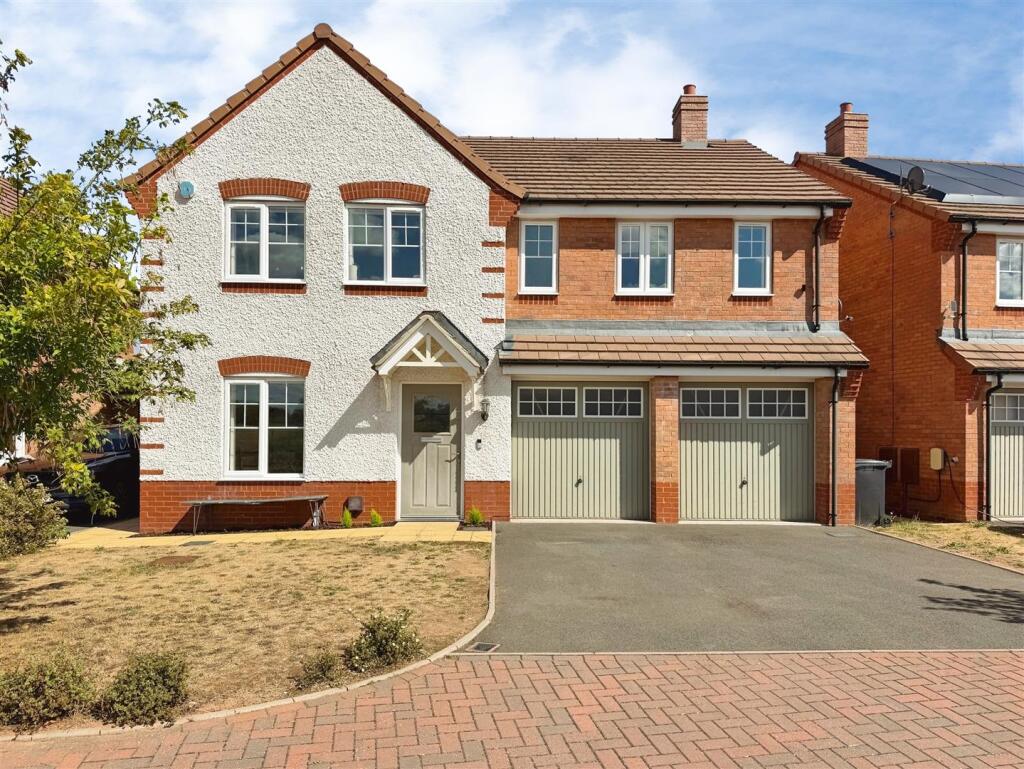 House in Warwick, Bishop's Tachbrook - View 2