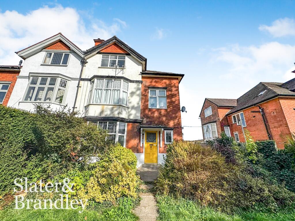 Main image of property: Flat 4, Alexandra Gardens, Nottingham, Nottinghamshire, NG5