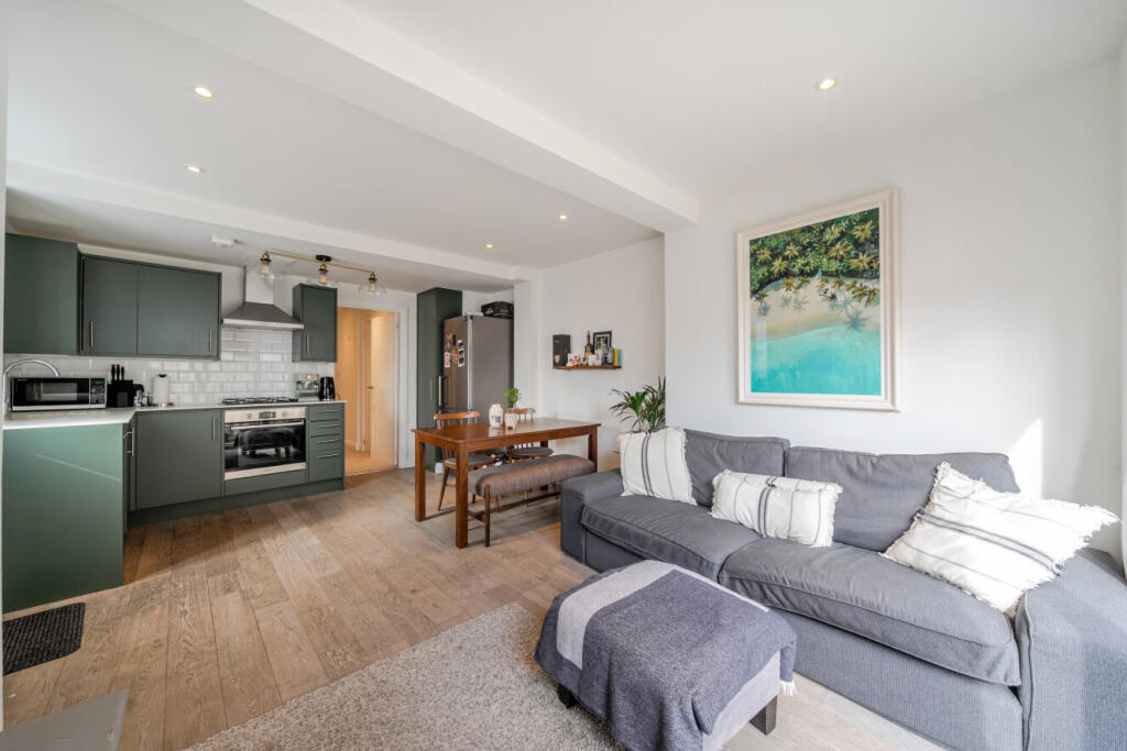Main image of property: Smallwood Road, Tooting, London, SW17