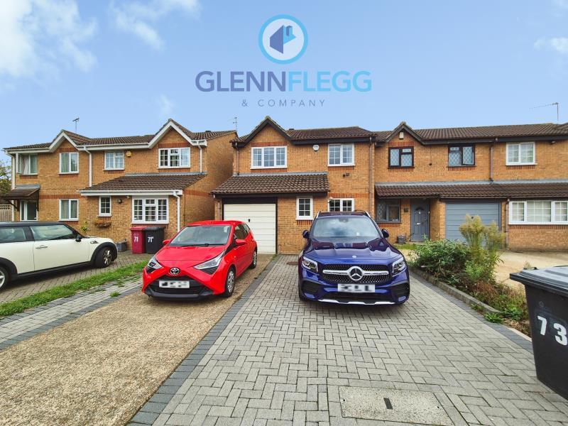 Main image of property: LOWESTOFT DRIVE, BURNHAM, BERKSHIRE