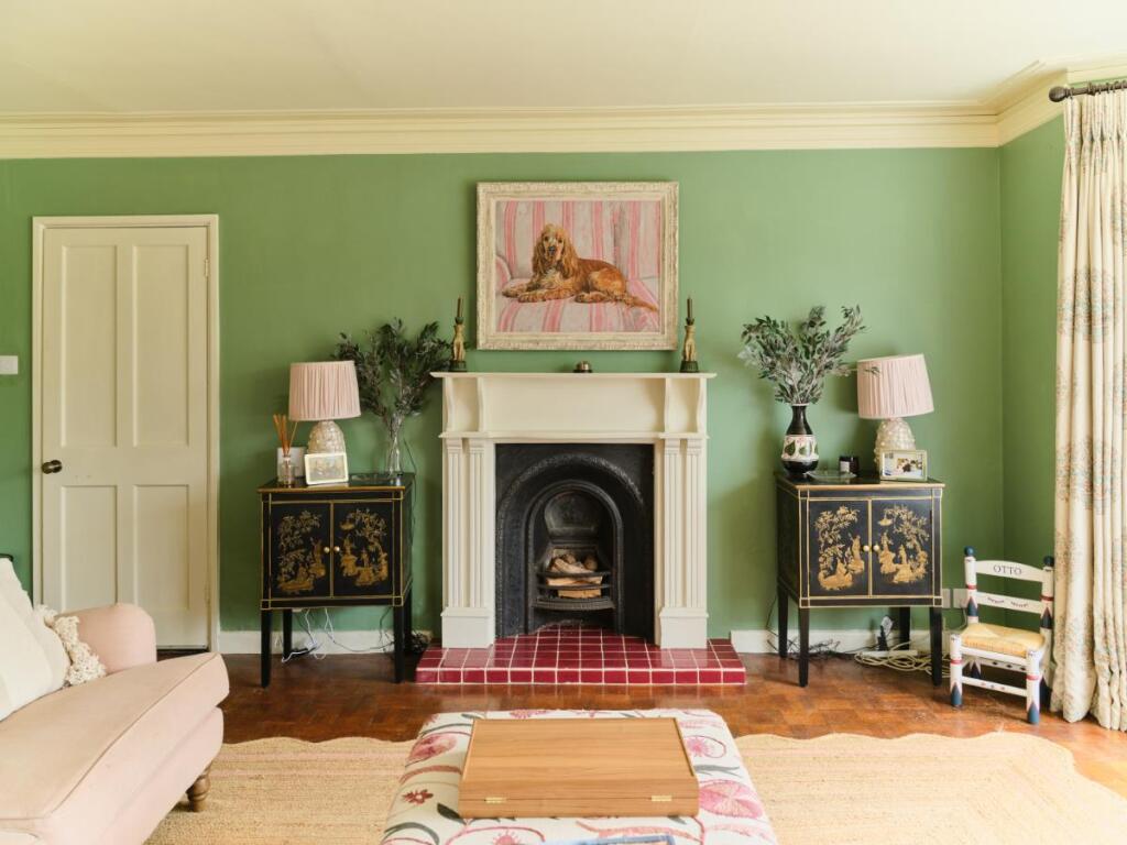 Additional image 2 of Corton