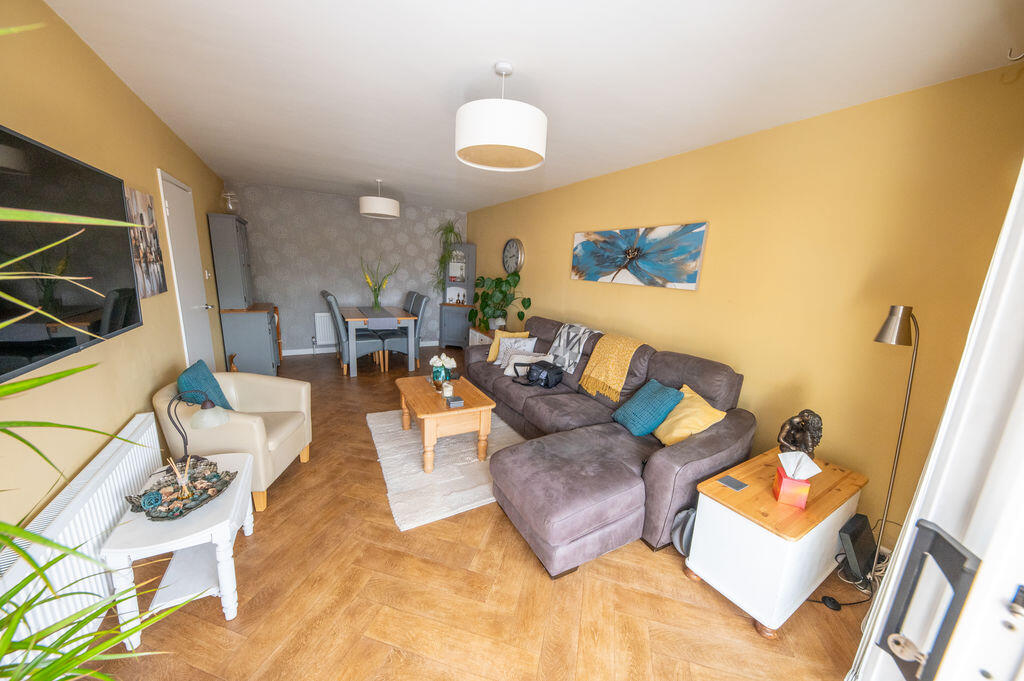 Apartment in Portsmouth - More
