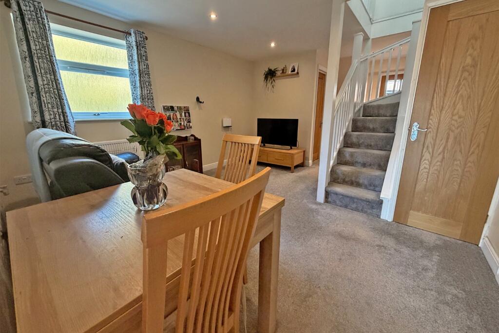 House in Holmer Green, Little Missenden - View 4