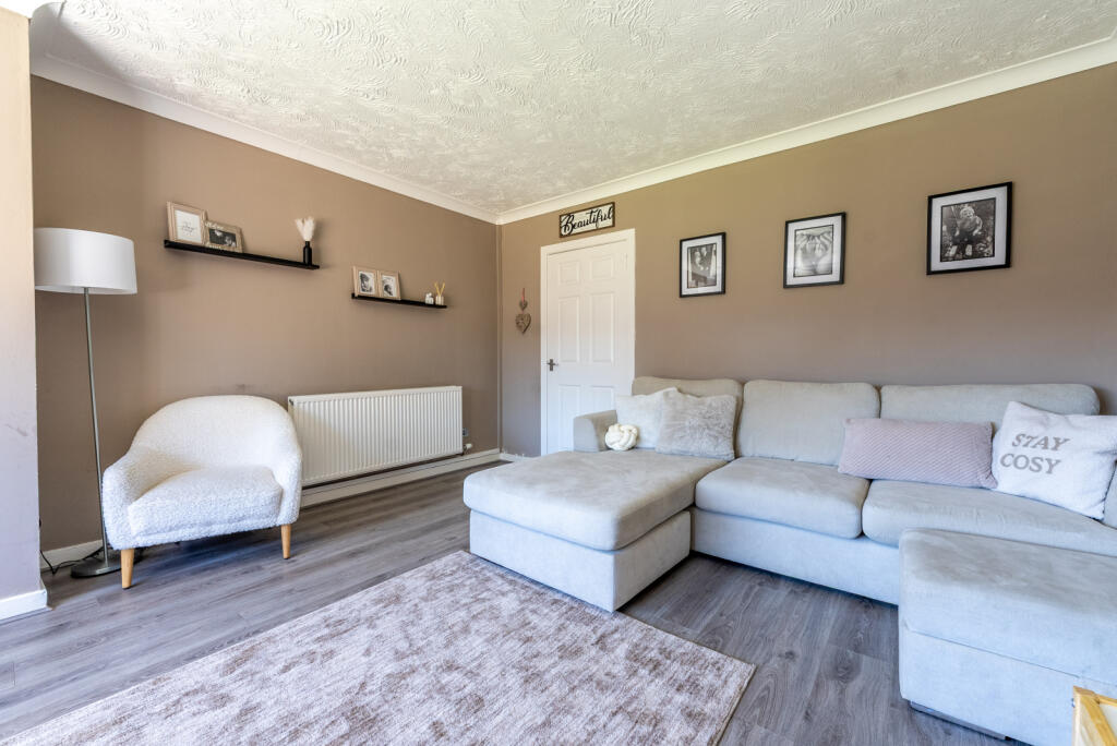 Huntly Avenue, Bellshill, ML4 - View 5