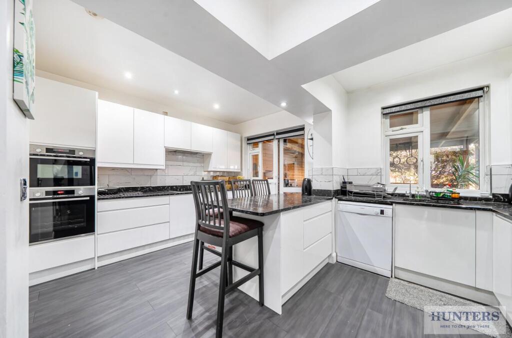 Main image of property: Long Lane, Bexleyheath