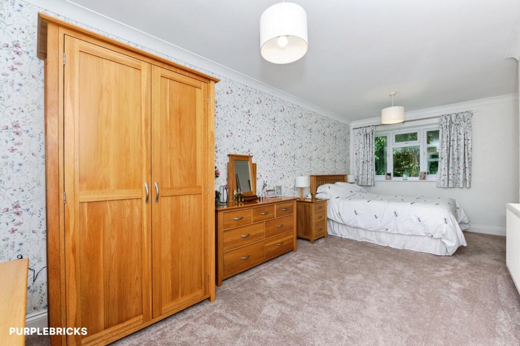 23, Churchside, Gravesend, DA13 photo 4