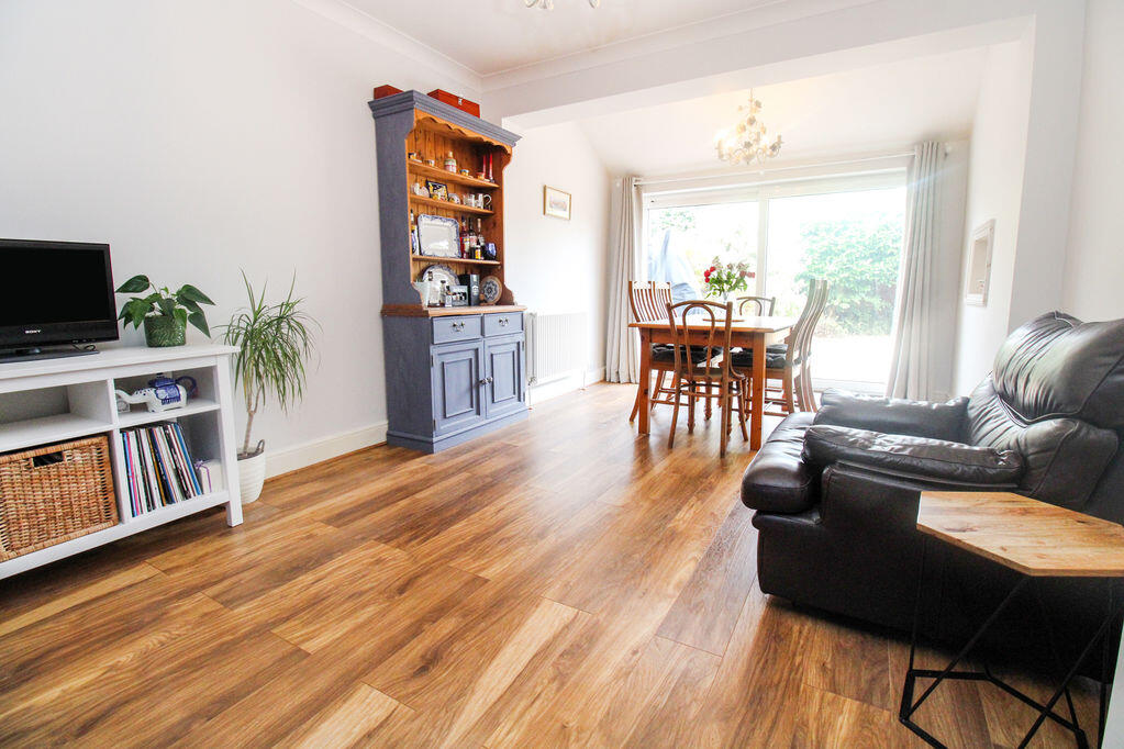 House in Milton Keynes, Bedford - View 2