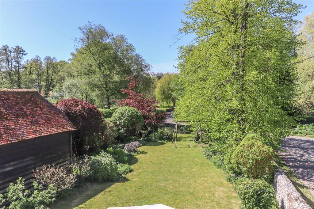 House in Southampton - View 3
