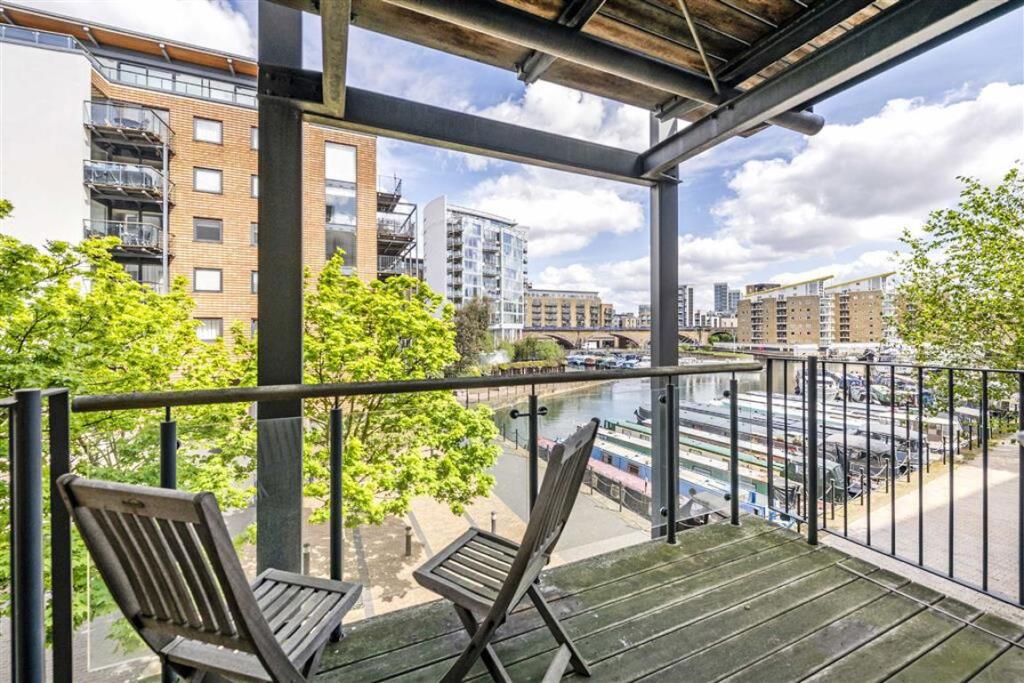 Main image of property: Branch Road, Limehouse