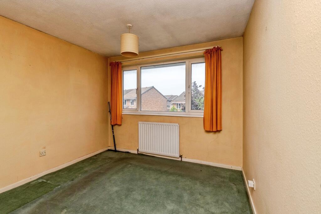 House in Wolverhampton, West Midlands - More