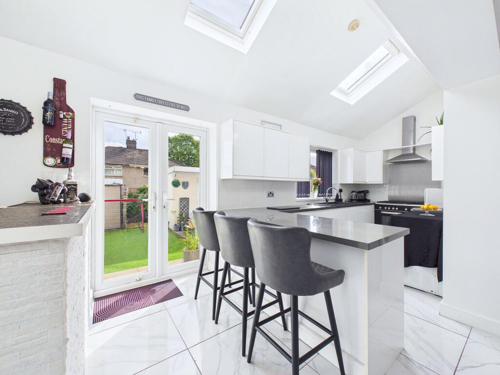House in Sheffield, South Yorkshire - View 6