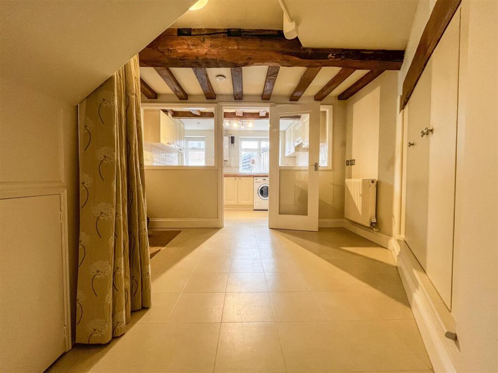 House in Salisbury - View 3