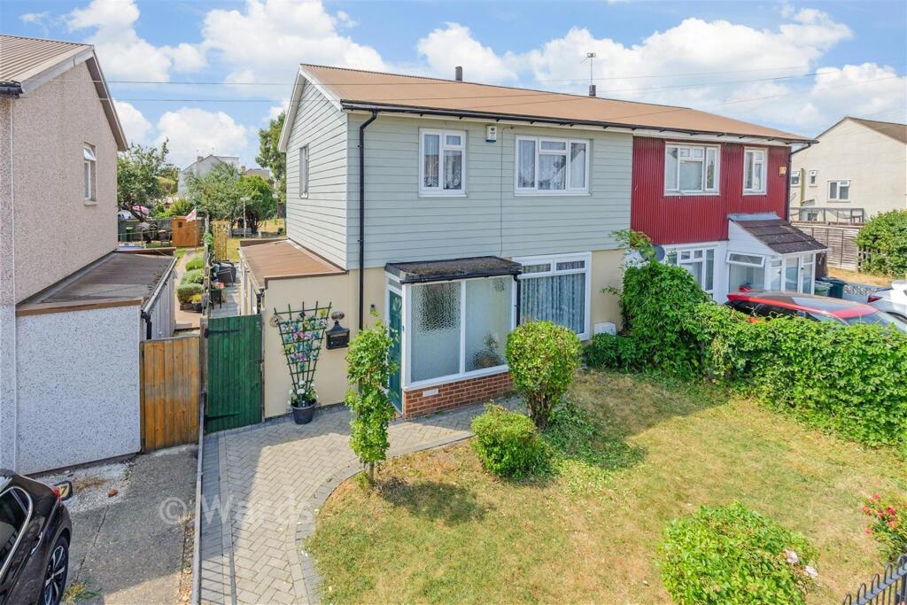 Main image of property: Kingsley Avenue, Dartford, Kent
