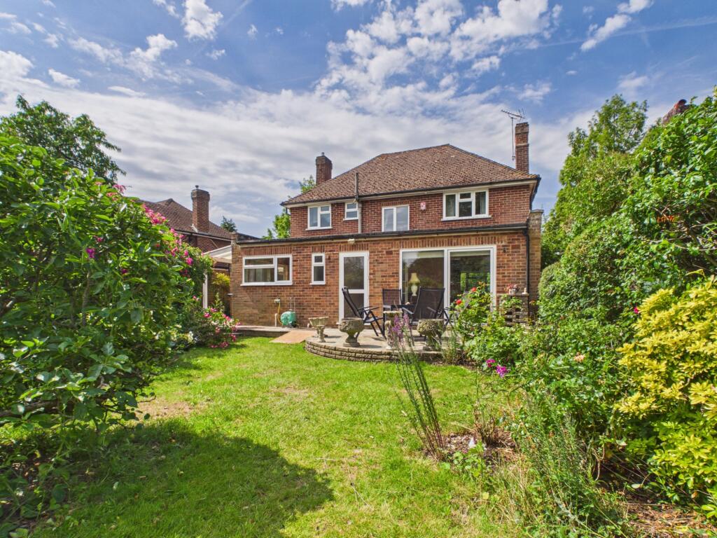 House in Reading, Lower Earley, Earley - View 3