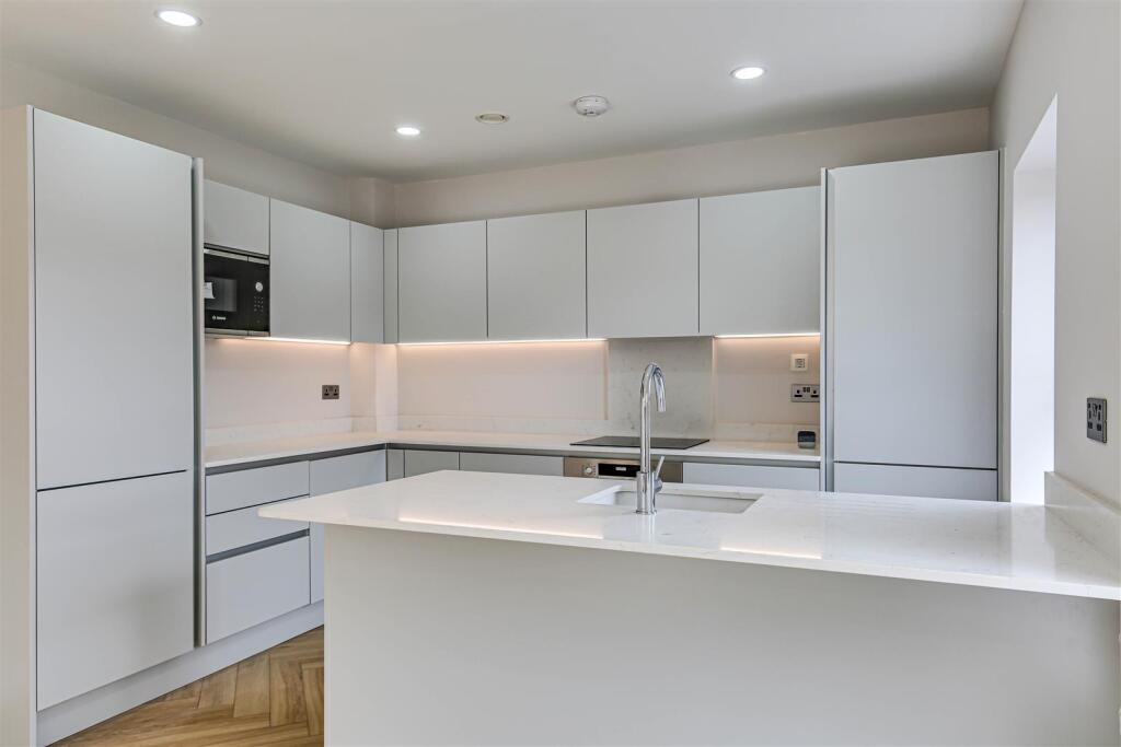 Apartment in Sevenoaks, Westerham - More