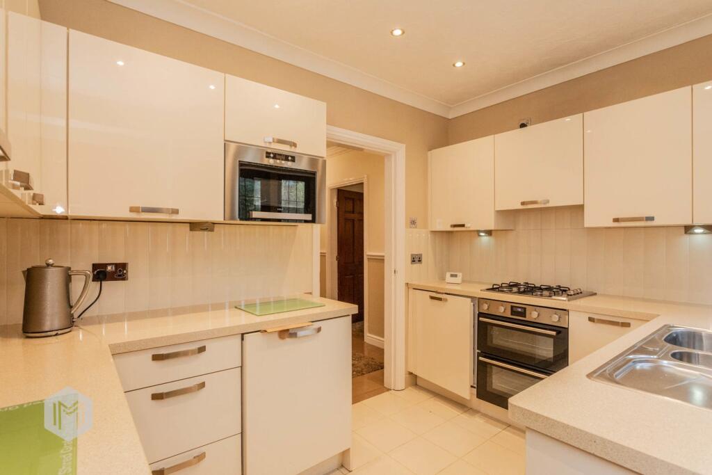Radcliffe Road, Bolton, BL3 photo 3