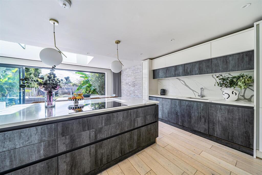 House in Maidenhead, St Marks - View 4