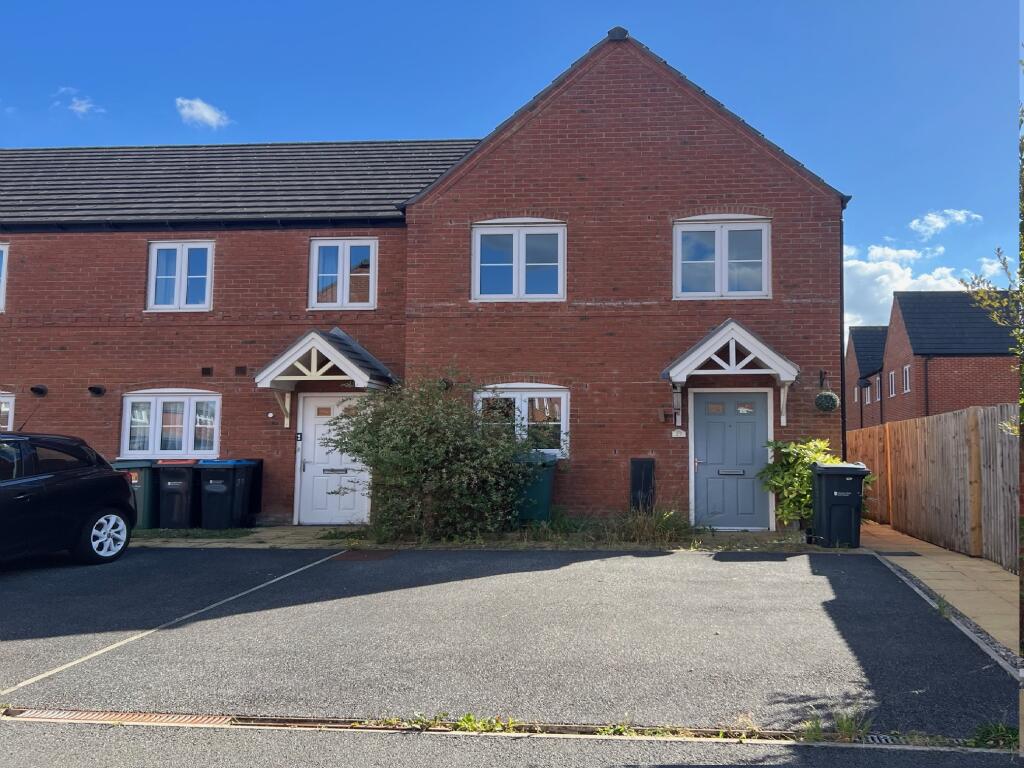 3-bed terraced on Green Howards Road, Saighton, Chester, £225,000