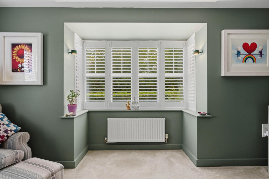 House in Stratford-on-Avon, Long Itchington CP - More