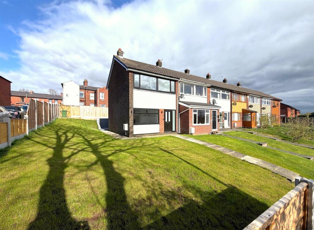 Main image of property: Derwent Close, Horwich, Bolton