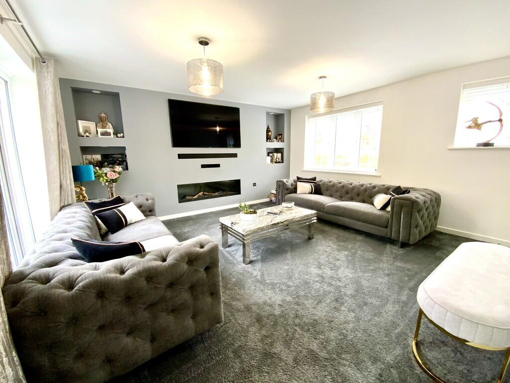 Aster Crescent, Emersons Green, Bristol photo 4