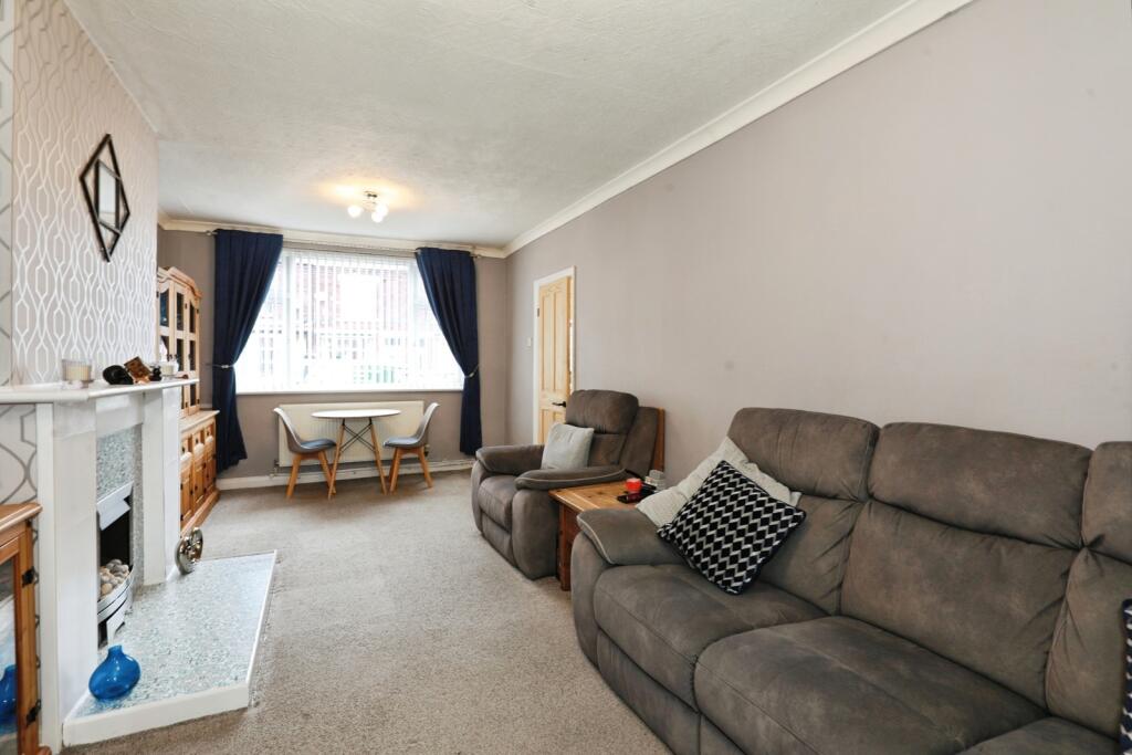 House in Crewe, Cheshire East - View 3