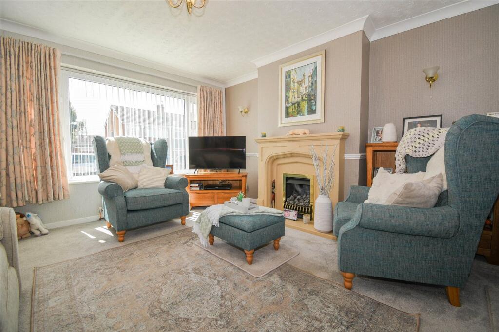 House in Wirral, Liverpool City Region - View 2